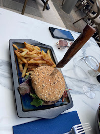 Hamburger du Restaurant de grillades Keating Steak and Wine House à Saumur - n°5