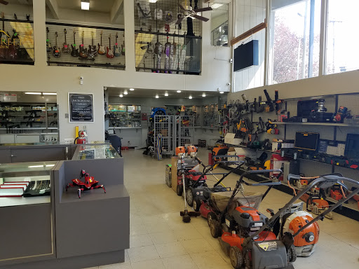 Pawn Shop «State Street Jewelry & Pawn», reviews and photos, 2211 State St, Salem, OR 97301, USA