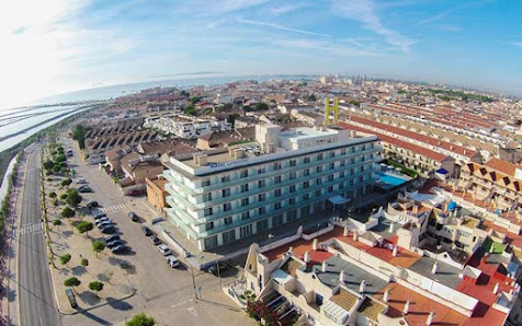 Hotel Lodomar Spa & Talasoterapia C. Río Bidasoa, 1, 30740 San Pedro del Pinatar, Murcia, España