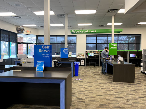 Print Shop «FedEx Office Print & Ship Center», reviews and photos, 10236 W Broad St, Glen Allen, VA 23060, USA