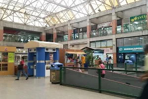 Centro Comercial La Hoyada image