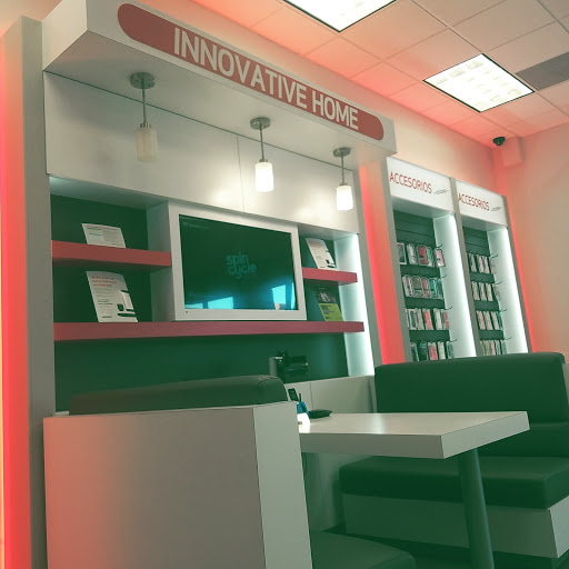 Cell Phone Store «GoWireless Verizon Authorized Retailer», reviews and photos, 547 W Harvard Blvd, Santa Paula, CA 93060, USA