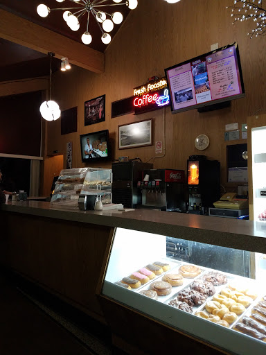 Donut Shop «Donutville U.S.A.», reviews and photos, 14829 Ford Rd, Dearborn, MI 48126, USA