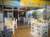 Atmosphère du Restaurant français Couleurs Kfé à Les Portes-en-Ré - n°1