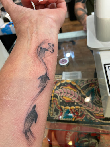 Explore 1 hour tattoo ideas, creative tattoo ideas in Honolulu, available at Aloha Tattoo Waikiki Hilton Hawaiian Village Rainbow Bazaar