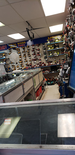 Pawn Shop «EZPAWN», reviews and photos, 105 University Ave, Lubbock, TX 79415, USA