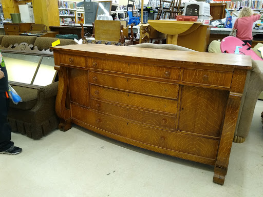 Thrift Store «Savers», reviews and photos, 657 Farmington Ave, Bristol, CT 06010, USA