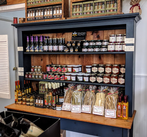 Farm «Pacific Hazelnut Farms & Candy Factory», reviews and photos, 14673 Ottaway Rd NE, Aurora, OR 97002, USA