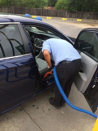 Car Wash «Mi-T-Fine Car Wash Inc», reviews and photos, 3311 N Belt Line Rd, Irving, TX 75062, USA