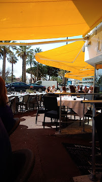 Atmosphère du Restaurant libanais Le Phenicia à Antibes - n°17