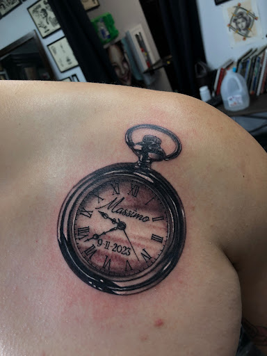 Explore miami tattoo ideas, creative tattoo ideas in Roseville, available at Emerald Tattoo & Piercing - Roseville