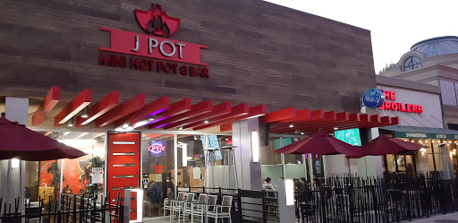 Shopping Mall «River Park Shopping Center», reviews and photos, 71 E Via la Plata, Fresno, CA 93720, USA