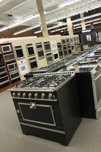 Appliance Store «Albert Lee Appliance - Tukwila», reviews and photos, 404 Strander Blvd, Tukwila, WA 98188, USA