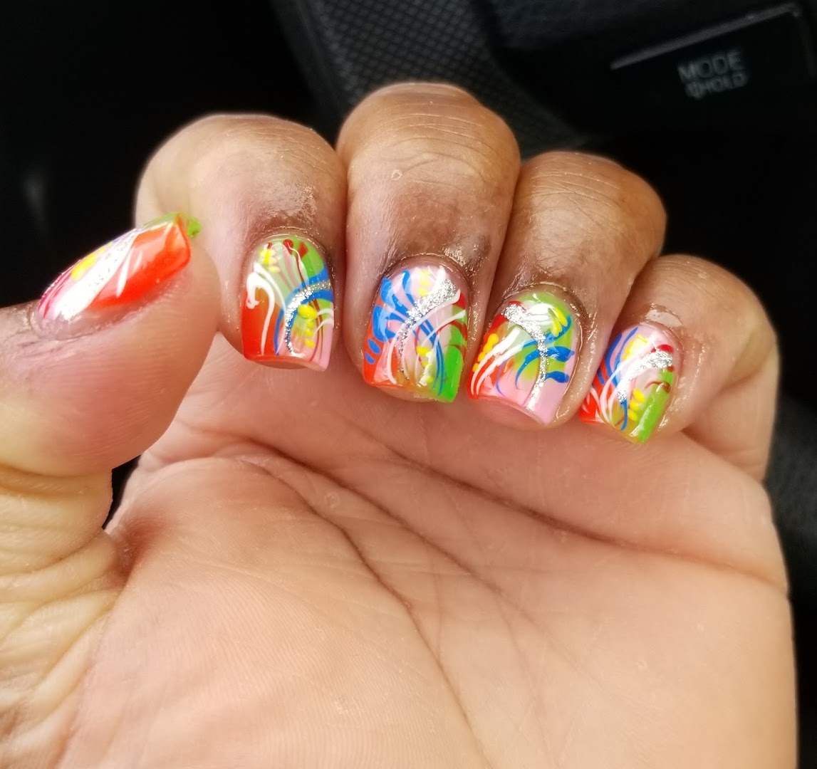 L Nails