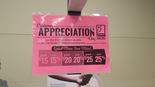 Thrift Store «Goodwill Store & Donation Center», reviews and photos, 5518 Touhy Ave, Skokie, IL 60077, USA