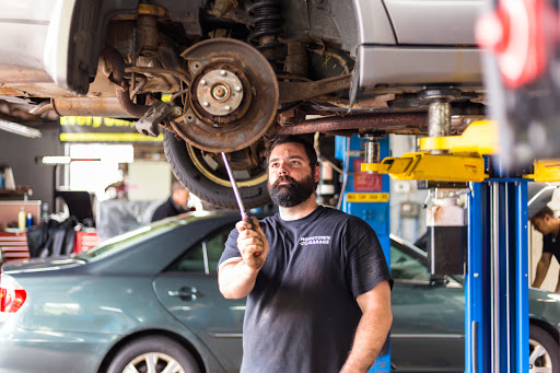 Auto Repair Shop «Hometown Garage», reviews and photos, 5 Cypress Dr, Burlington, MA 01803, USA