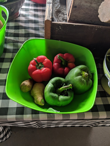 Florist «Sequoia Flowers Produce & More», reviews and photos, 20940 Ave 296, Exeter, CA 93221, USA