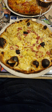 Plats et boissons du Pizzeria chez le mach à Lons-le-Saunier - n°10
