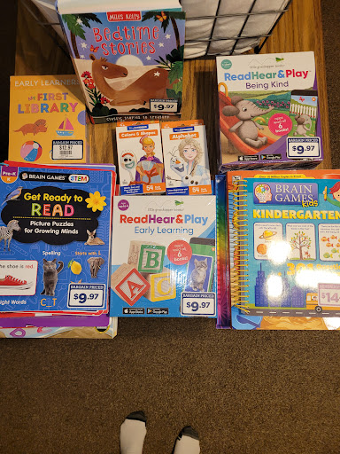 Book Store «Books-A-Million», reviews and photos, 1800 Tiffin Ave #189, Findlay, OH 45840, USA