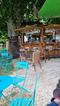 Atmosphère du Restaurant L’Escale à Taillebourg - n°11