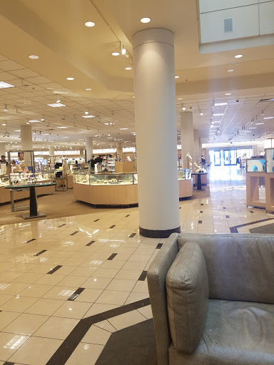 Department Store «Nordstrom Easton Town Center», reviews and photos, 4000 Worth Ave, Columbus, OH 43219, USA