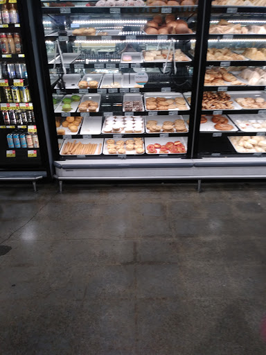 Supermarket «Super King Market», reviews and photos, 2260 Lincoln Ave, Altadena, CA 91001, USA