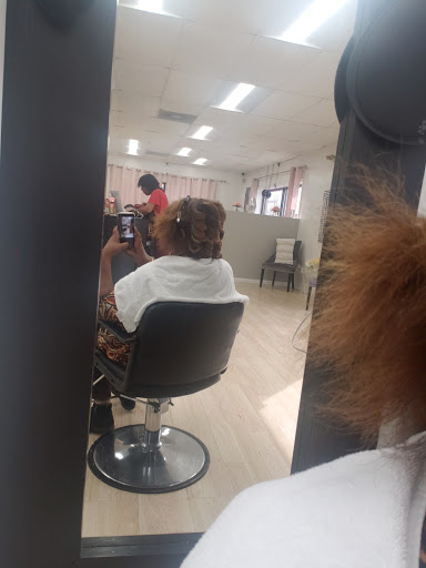 Beauty Salon «Kabelly Dominican Salon», reviews and photos, 9121 Piscataway Rd #3-A, Clinton, MD 20735, USA