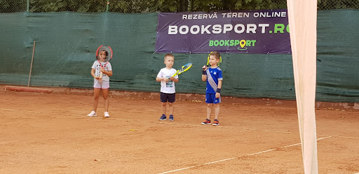 Smash Tenis - Antrenor De Tenis Bucuresti | Academie De Tenis Copii Bucuresti. Teren de Tenis Drumul Taberei, Sector 6