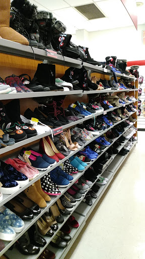 Department Store «T.J. Maxx», reviews and photos, 2631 MacArthur Rd, Whitehall, PA 18052, USA