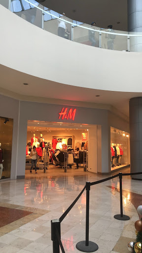 H&M