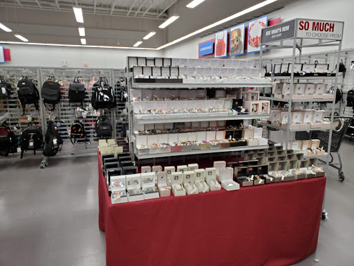 Clothing Store «Burlington Coat Factory», reviews and photos, 2520 Rudkin Rd, Union Gap, WA 98903, USA