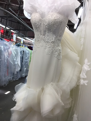 Dry Cleaner «Society Cleaners», reviews and photos, 3912 SW 8th St, Coral Gables, FL 33134, USA