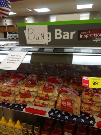 Grocery Store «Super Stop & Shop», reviews and photos, 59 Burnett Blvd, Poughkeepsie, NY 12603, USA