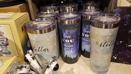 American Restaurant «Cracker Barrel Old Country Store», reviews and photos, 800 N Interstate Dr, Norman, OK 73072, USA