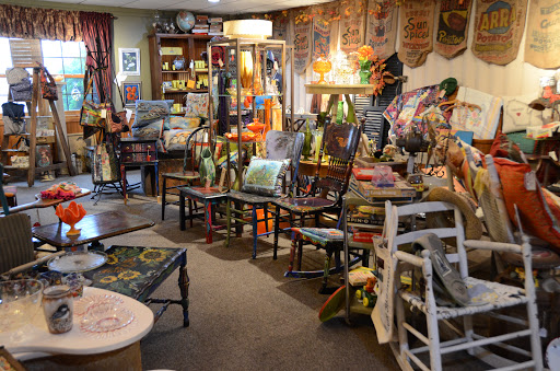 Gift Shop «Northwinds JUNK POST», reviews and photos, 321 Fond Du Lac Ave, Eden, WI 53019, USA