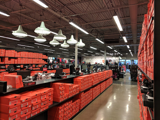 Nike Factory Store, 2692 Madison Rd, Cincinnati, OH 45208, USA, 
