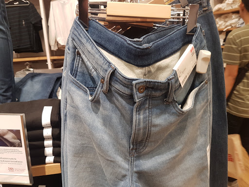 Stores to buy women's plaid pants Bangkok