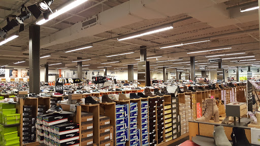 Shoe Store «DSW Designer Shoe Warehouse», reviews and photos, 8236 MN-7, St Louis Park, MN 55426, USA