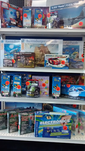 Hobby Store «HobbyTown USA», reviews and photos, 7103 Orchard Centre Dr, Holland, OH 43528, USA