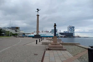 Harbour Square image