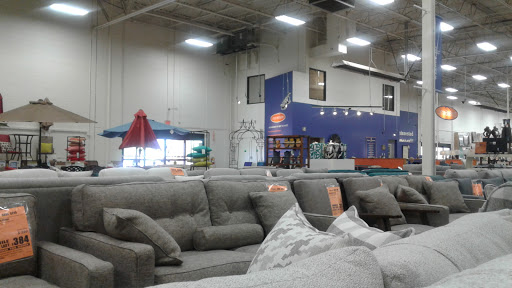 Furniture Store «Weekends Only Furniture & Mattress», reviews and photos, 51 Commerce Ln, Fairview Heights, IL 62208, USA