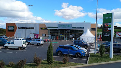 Carrefour Contact à Chaspuzac