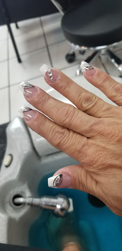 Hair Salon «Kabellos Hair Salon», reviews and photos, 3434 W Columbus Dr Suite #110, Tampa, FL 33607, USA