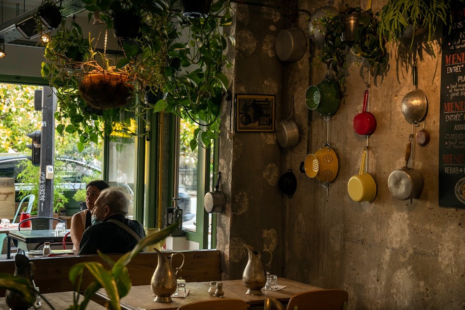 Chez les Deux Amis Brocante Paris