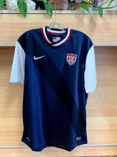 Sporting Goods Store «Soccer Mundial Sporting Goods», reviews and photos, 5805 S Gessner Rd, Houston, TX 77036, USA