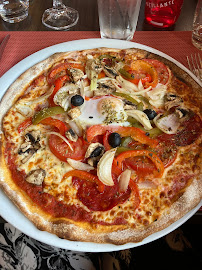 Pizza du Restaurant LE PORTOFINO à Saint-Saturnin - n°4