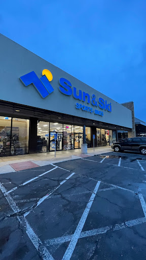 Sun & Ski, 2438 W Anderson Ln, Austin, TX 78757, USA, 