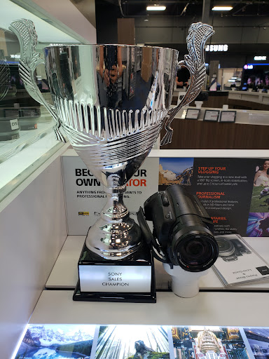 Shopping Mall «Oakdale Village Shopping Center», reviews and photos, 8301 3rd St N, St Paul, MN 55128, USA