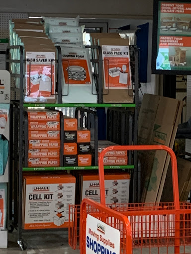 Truck Rental Agency «U-Haul Moving & Storage at The Alameda», reviews and photos, 1027 The Alameda, San Jose, CA 95126, USA