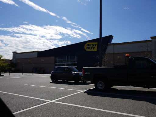 Electronics Store «Best Buy», reviews and photos, 3105 Main St, Mohegan Lake, NY 10547, USA